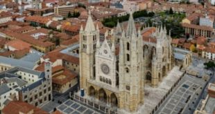 paginas para ligar León